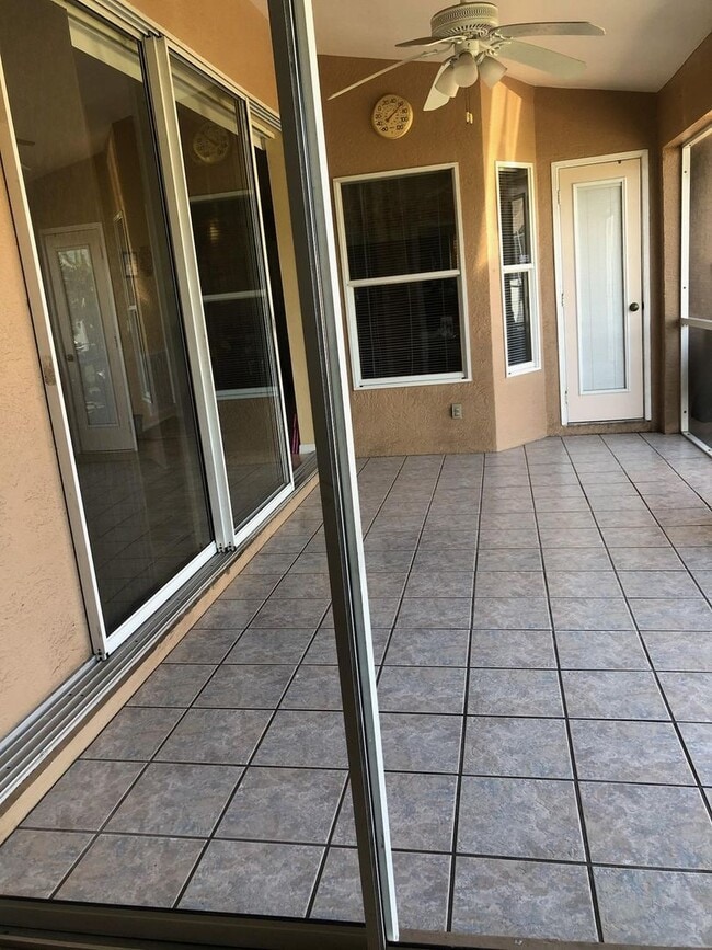 Building Photo - 2321 SW 19th St