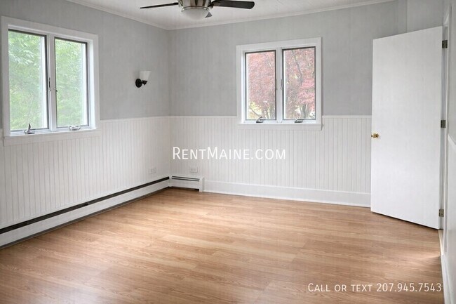 Building Photo - 11 Somerset St