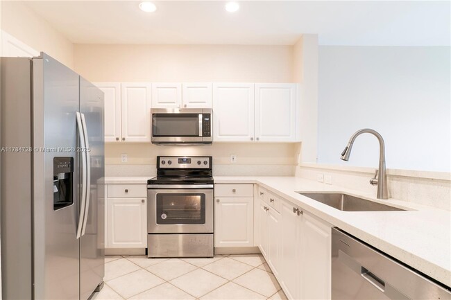 Building Photo - 1306 Banyan Way