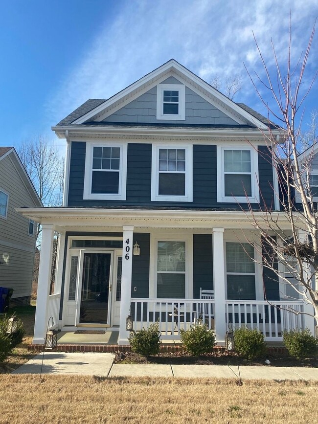 Primary Photo - Welcome home to this beautiful 4-bedroom h...
