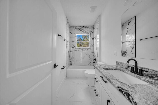 Building Photo - 17135 SW 41st Ct