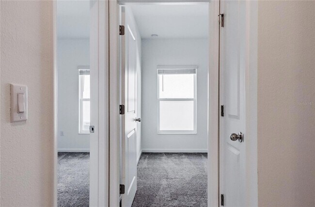 Building Photo - 1492 Cumberland Ave