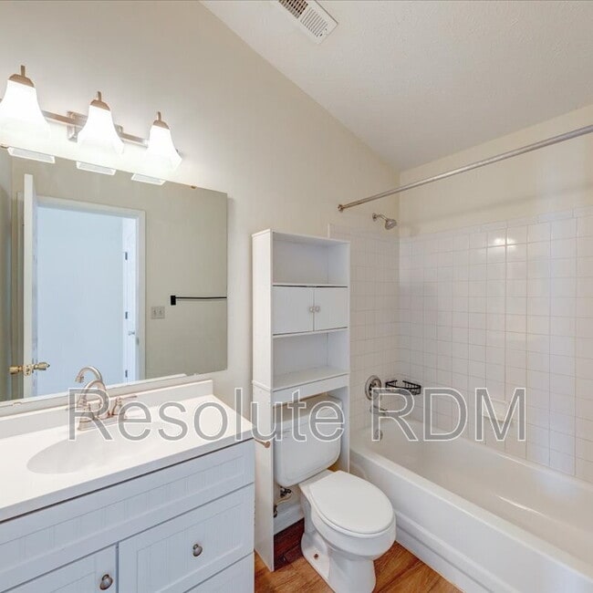 Building Photo - 4381 Village Pkwy Cir W