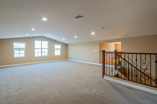 Building Photo - 28315 N Welton Pl