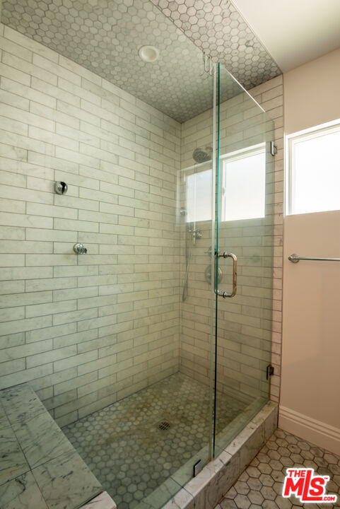 Building Photo - 4708 Aqueduct Ave