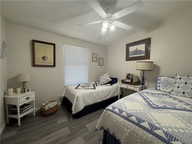 Building Photo - 7429 Martin Dr