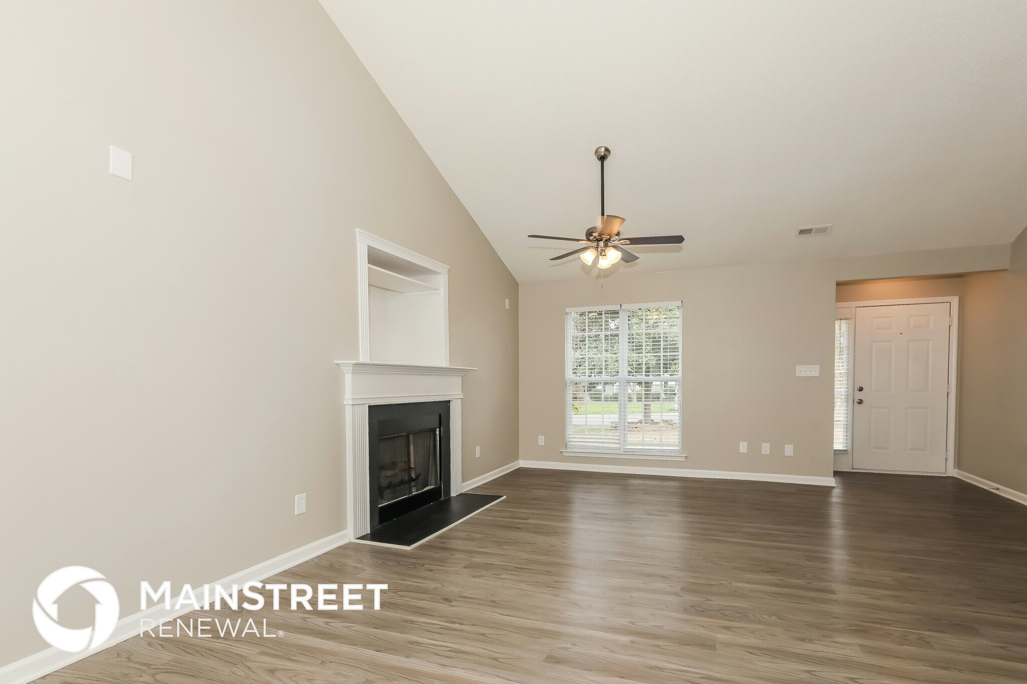 Building Photo - 3212 Leicester Dr