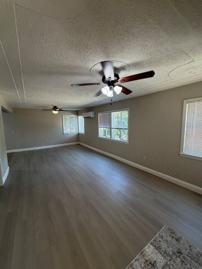 Building Photo - 2650 1/2 3rd Ave – Back unit-ADU | Merced, CA