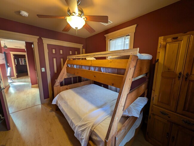 Building Photo - 450 N Connecticut Ave