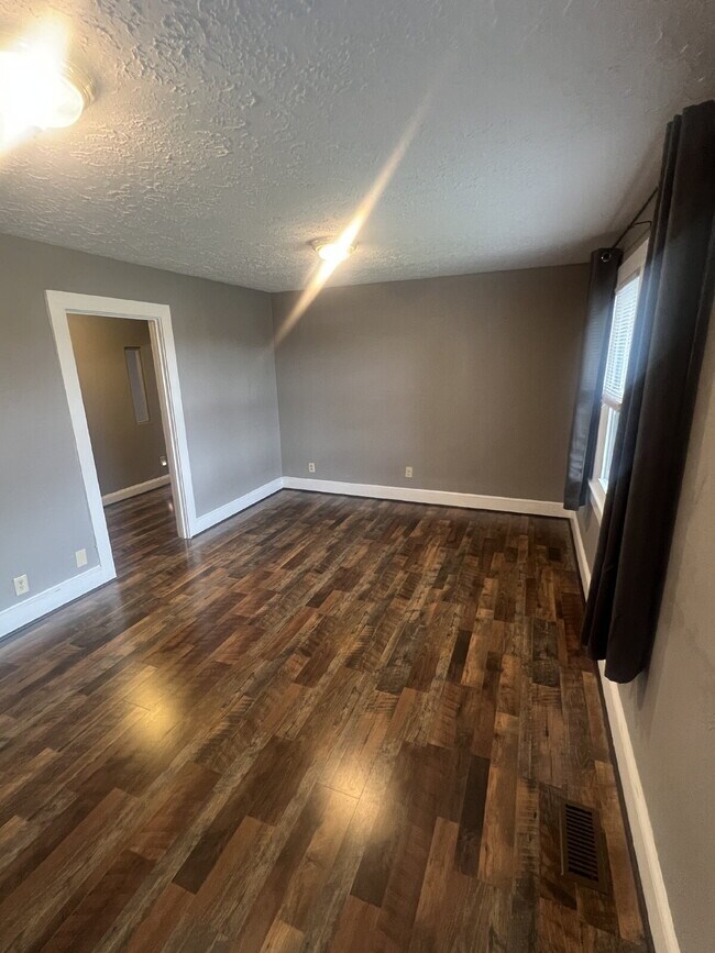 Building Photo - Charming 4-Bedroom Home on Spacious Corner...