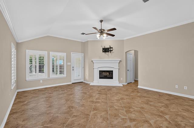 Building Photo - 307 Highland Ridge Dr
