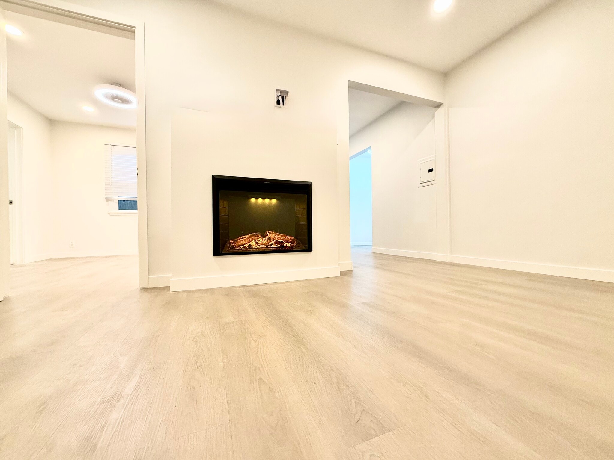 Building Photo - 467 36th St