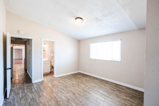 Building Photo - 16021 Wichita Rd