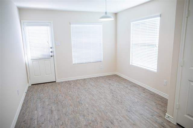 Building Photo - 1404 Starling Ln