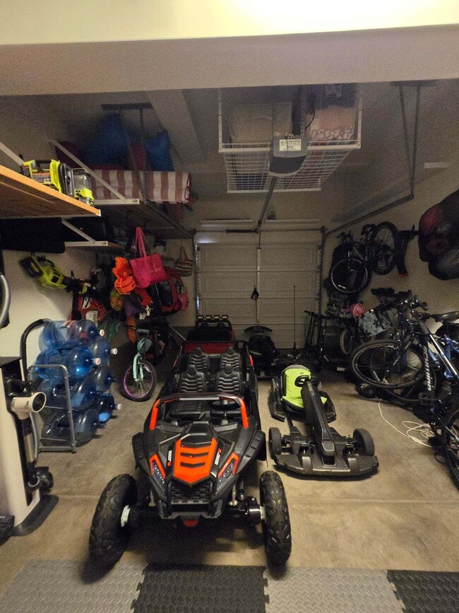 Garage - 1106 Ansel
