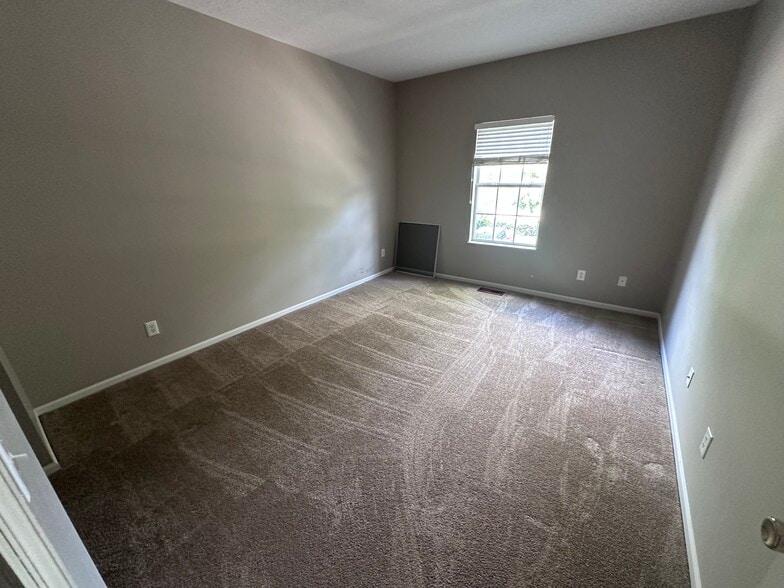 Building Photo - 6015 Craughwell Ln