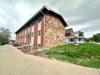 Building Photo - 4420 S 25th St