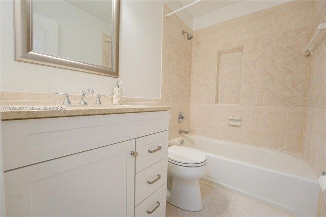 Building Photo - 2401 SW 58th Manor