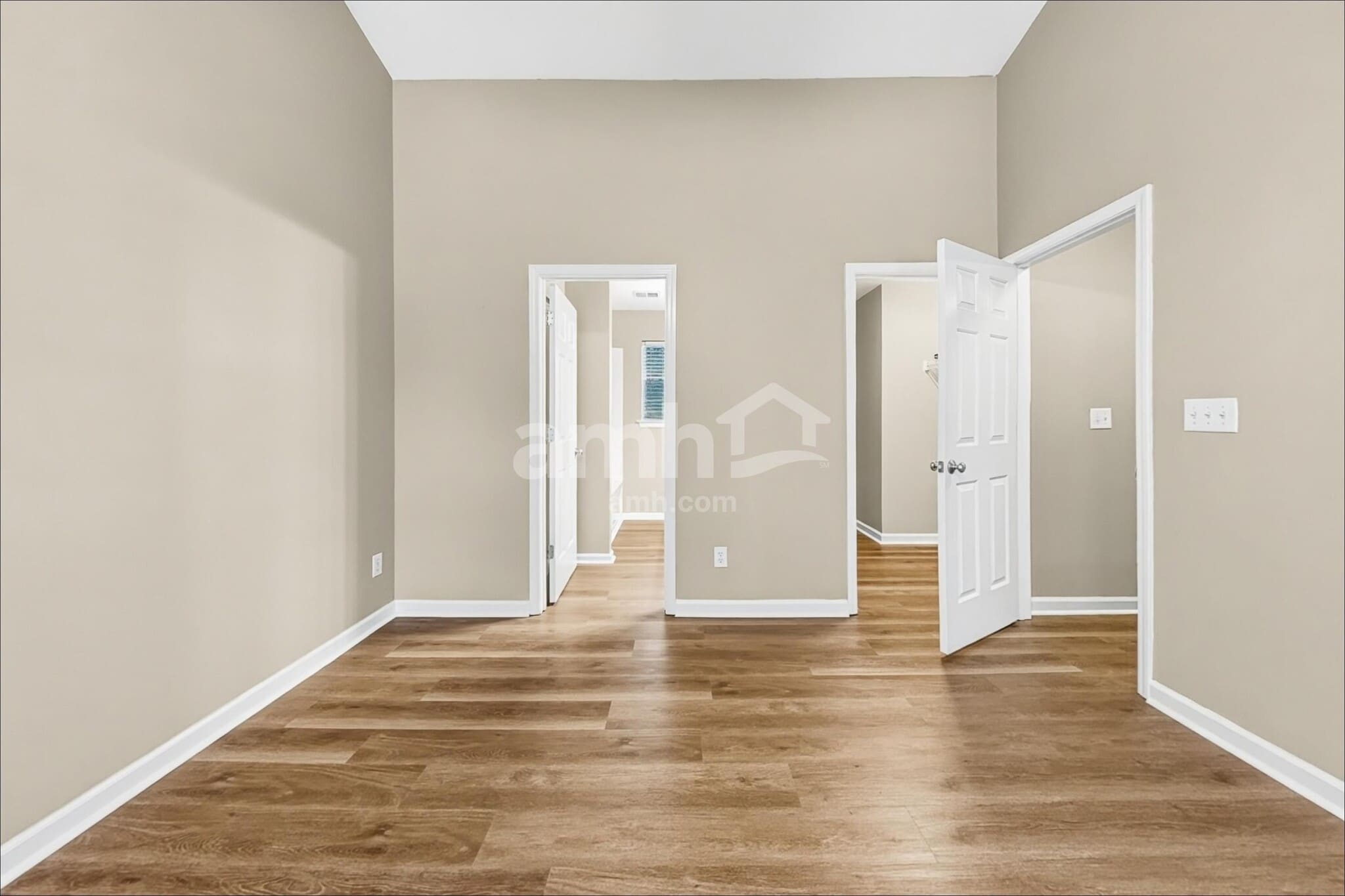 Building Photo - 86 Chesterfield Ct