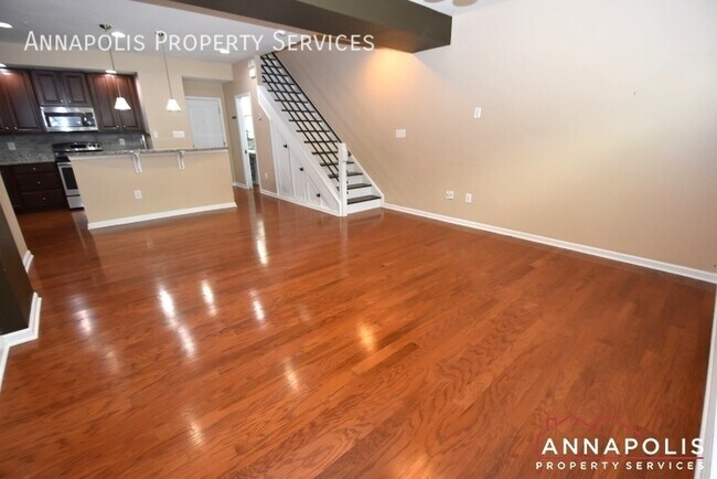 Building Photo - 1202 Chadwell Ct