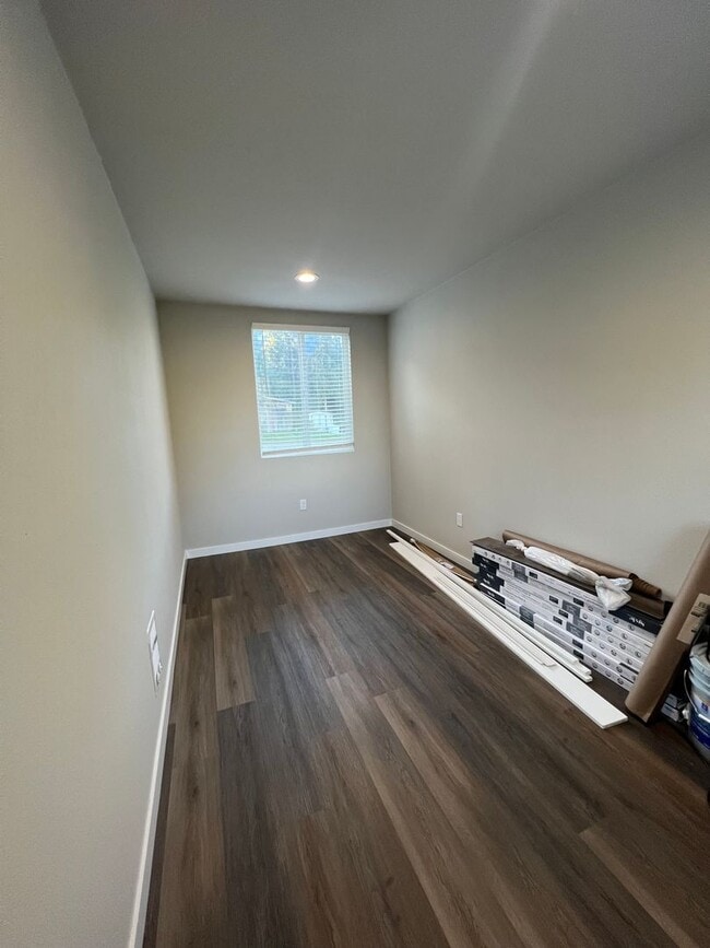 Building Photo - 2 bedroom rambler with Issaquah schools