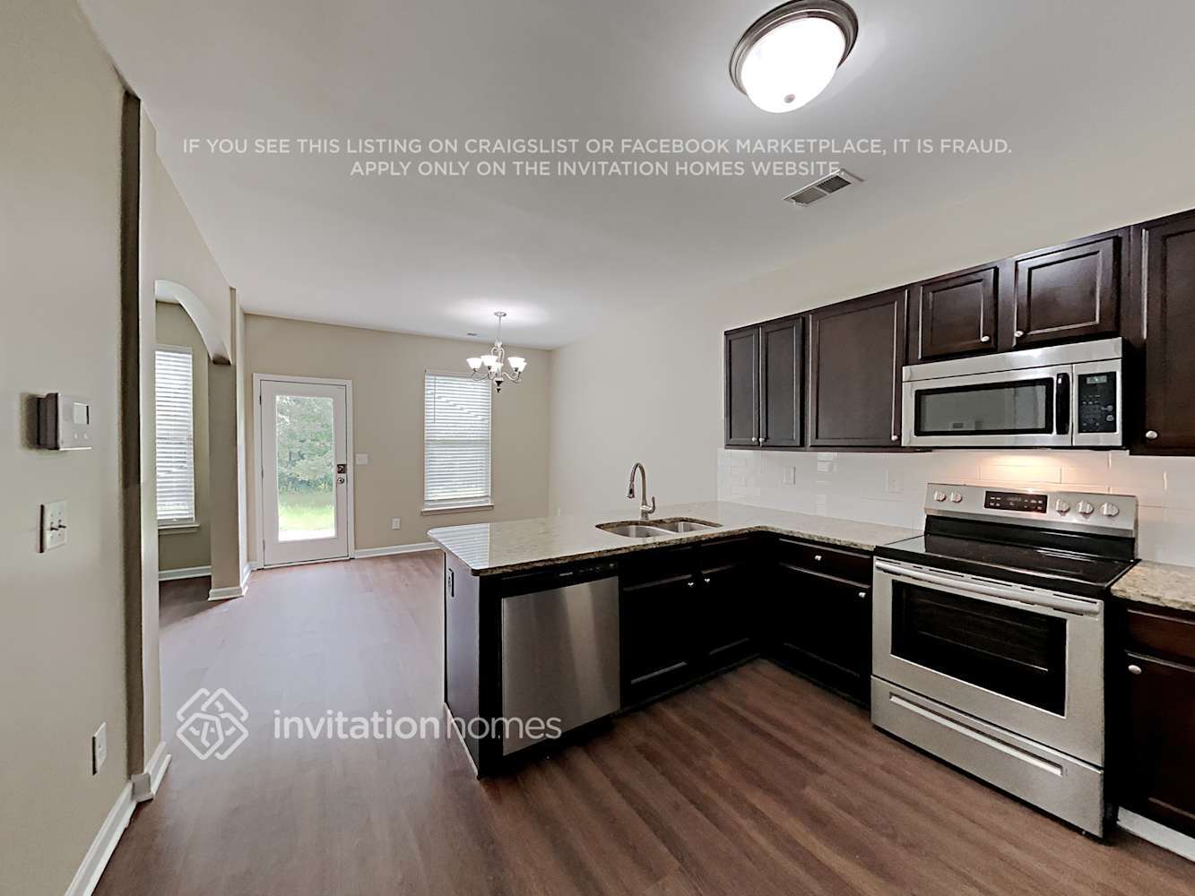 Building Photo - 185 Magnaview Dr