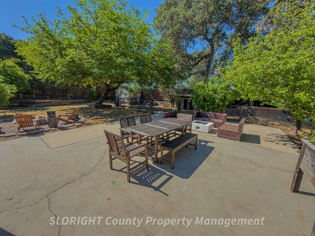 Building Photo - AVAILABLE MAY - Atascadero Home with Backyard Oasis + Bonus Office