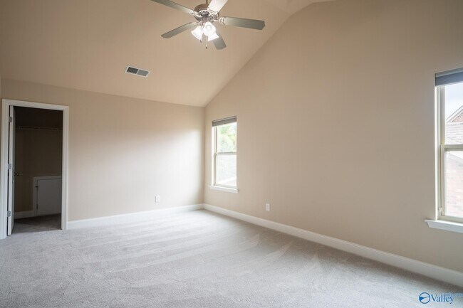 Building Photo - 110 Wolf Creek Trail SW