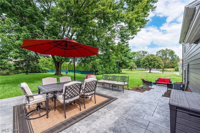 Building Photo - 3270 Higley Rd