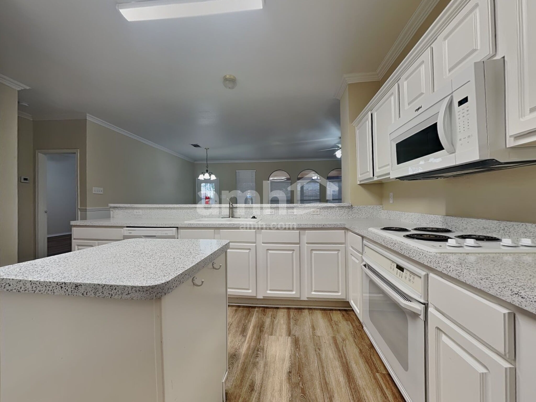 Building Photo - 1511 Cheyenne Trl