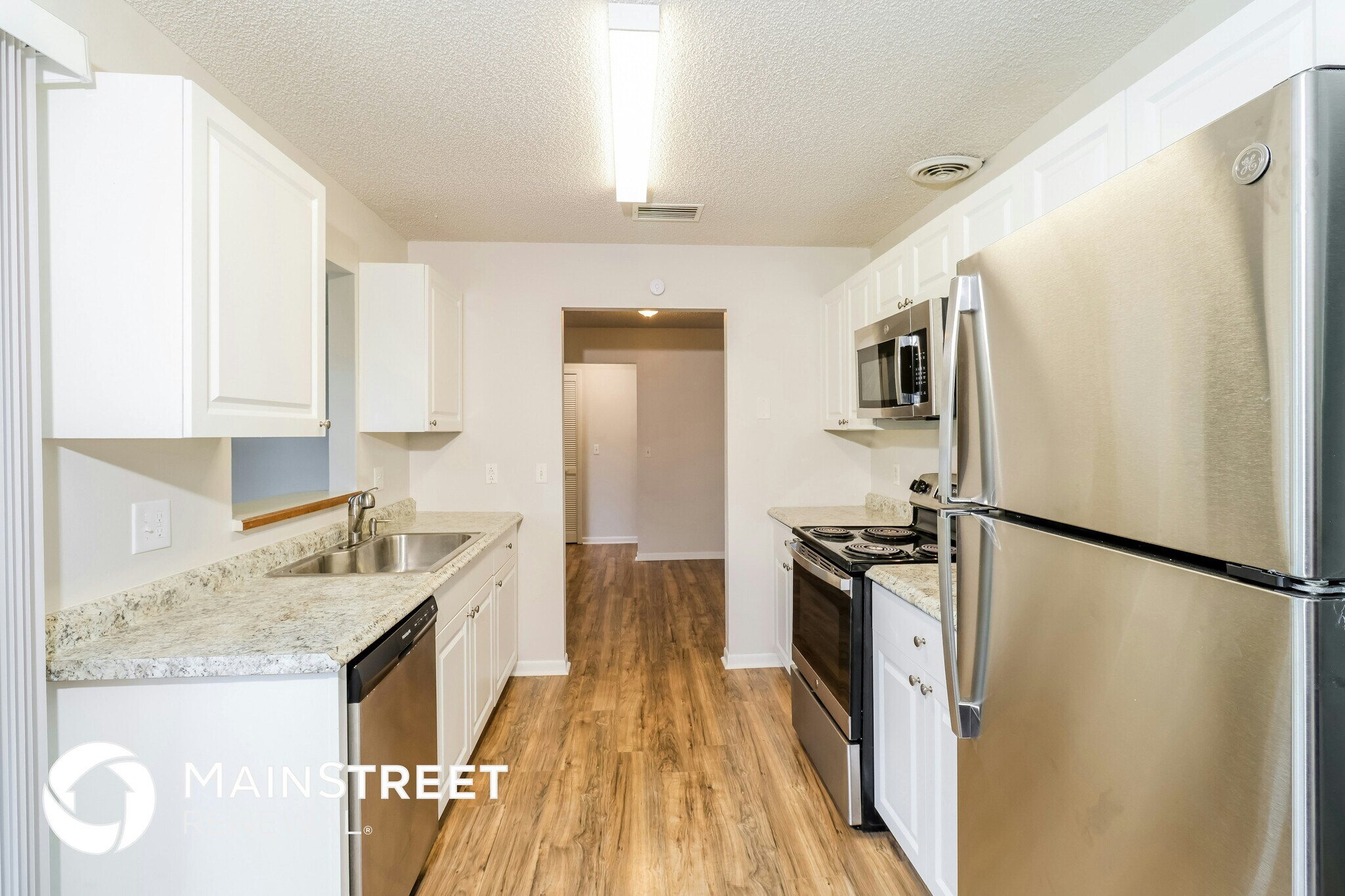 Building Photo - 822 7 Gables Cir SE