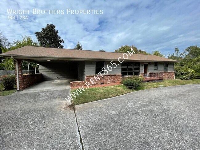 Building Photo - 4709 Lonas Dr