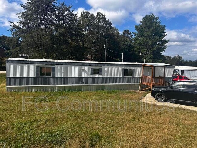 Primary Photo - 1815 Conley Rd