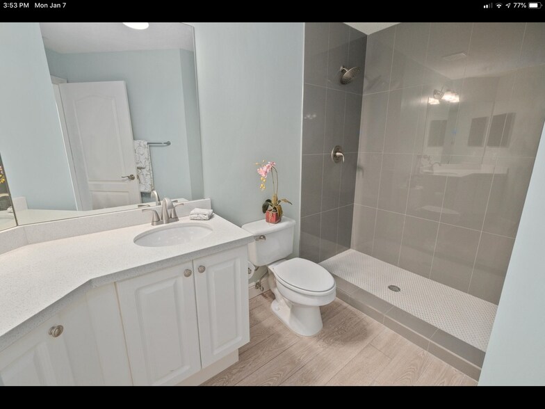 Master bathroom with walk-in shower - 11041 Legacy Blvd