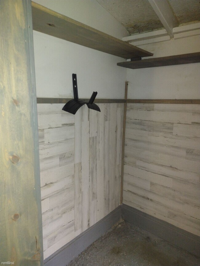 Building Photo - 2 br, 1 bath House - 473 Myrtle Street