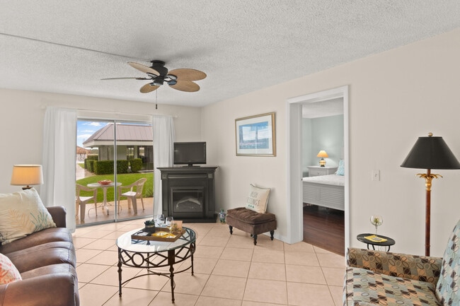 Building Photo - 1300 Seaway Dr