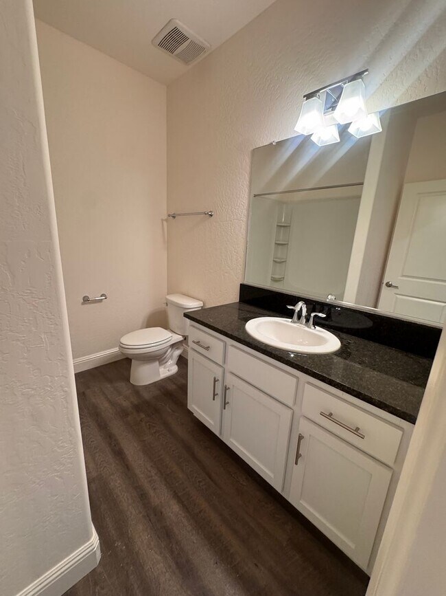 Building Photo - 4438 Langden Dr