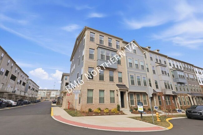 Building Photo - 201 Park Central Ter