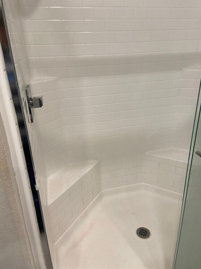 Building Photo - Model house 2 Bedroom  one loft in second ...