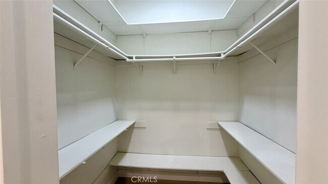 Building Photo - 310 E Providencia Ave