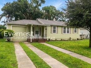 Building Photo - 715 W Ohio Ave