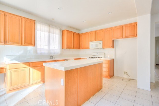 Building Photo - 3879 Bella Villagio Ave