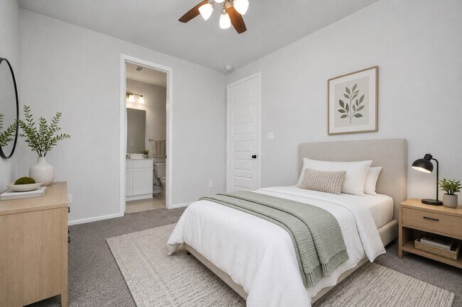 Building Photo - 5838 Turquoise Hl