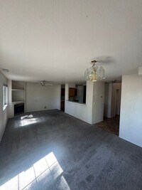 Building Photo - Ready For Move-In! Two-Level Townhome with...