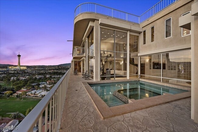 Building Photo - 3111 Bel Air Dr