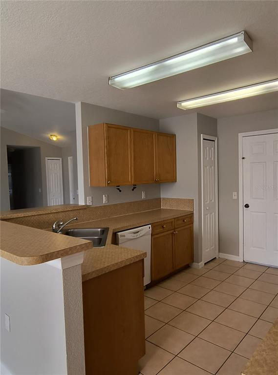 Building Photo - 320 Puffer Ct