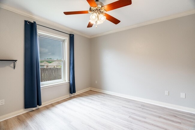Building Photo - 2423 Palisade Dr