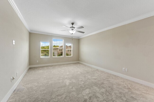 Building Photo - Stunning 4 BR + LOFT /2.5 BA/ 2 CG home in Gorgeous Bexley!