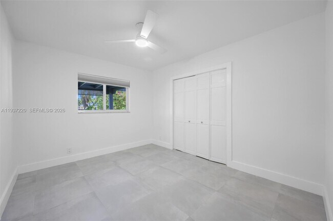 Building Photo - 5300 SW 162nd Ave