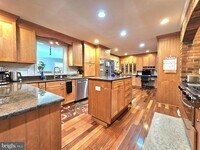 Building Photo - 3803 Aquia Dr